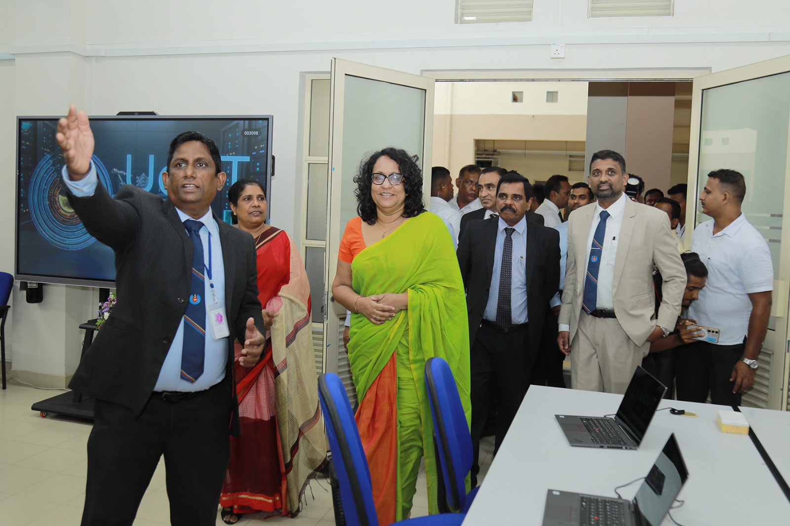 Demonstrating of AI Lab